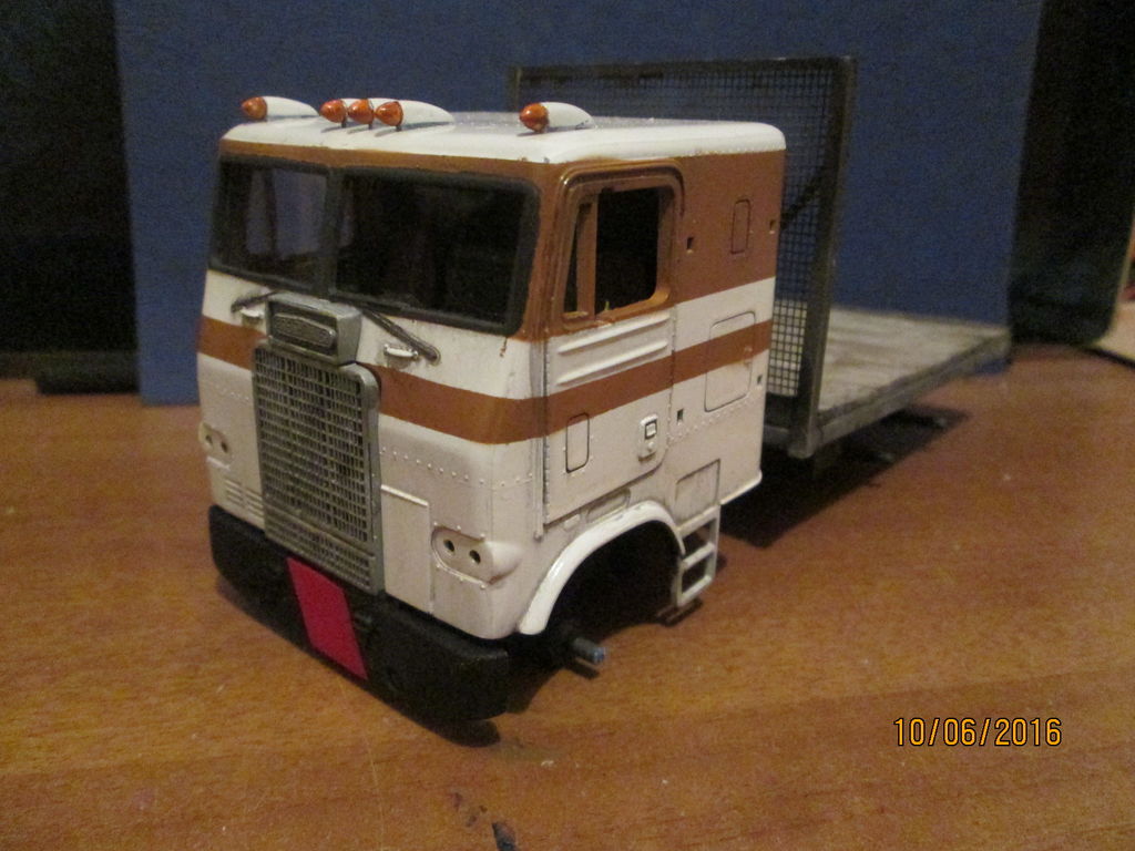 Freightliner Cab Over-13