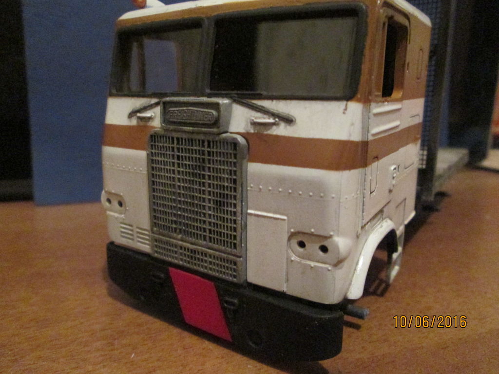 Freightliner Cab Over-14