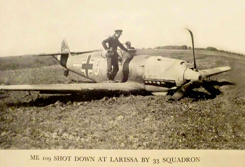 Messerschmitt-Bf-109E3-4.JG77-White-5-Jakob-Arnoldy-WNr-5277-sd-by-RAF-33Sqn-John-Mackie-15th-Apr-1941-01.jpg