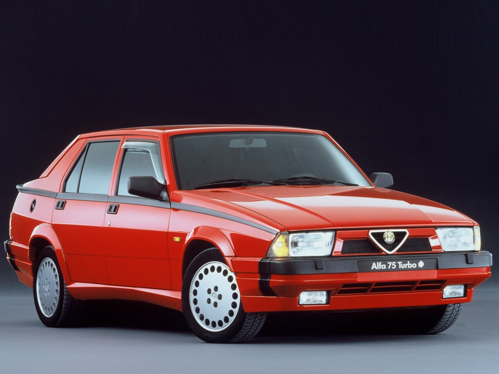 S0-La-p-tite-sportive-du-lundi-Alfa-Romeo-75-Turbo-202409