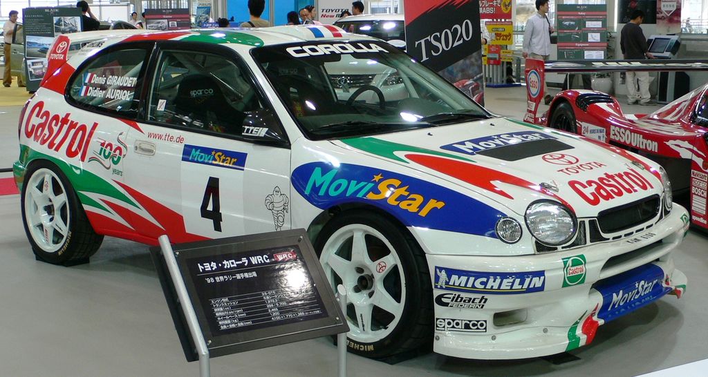 Toyota_Corolla_WRC_01