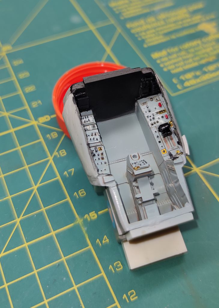 040-Cockpit colorazione ritoccata 1