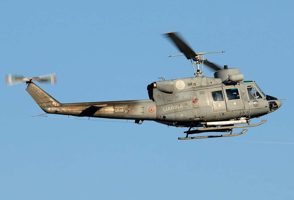 Agusta AB-212_1 (99).jpeg