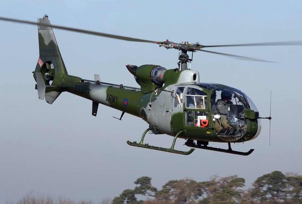 Westland-SA-341-Gazelle_2 (44).jpeg