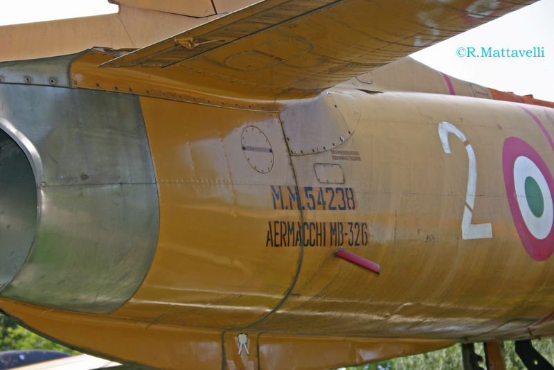 Aermacchi_MB-326_012